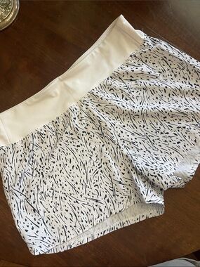 Marika White Shorts with Black Abstract Print